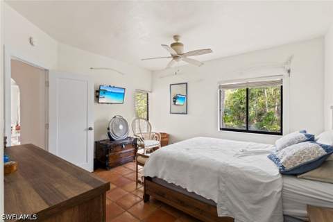 2294 Anchorage Ln B, Naples FL - photo 18 of 34