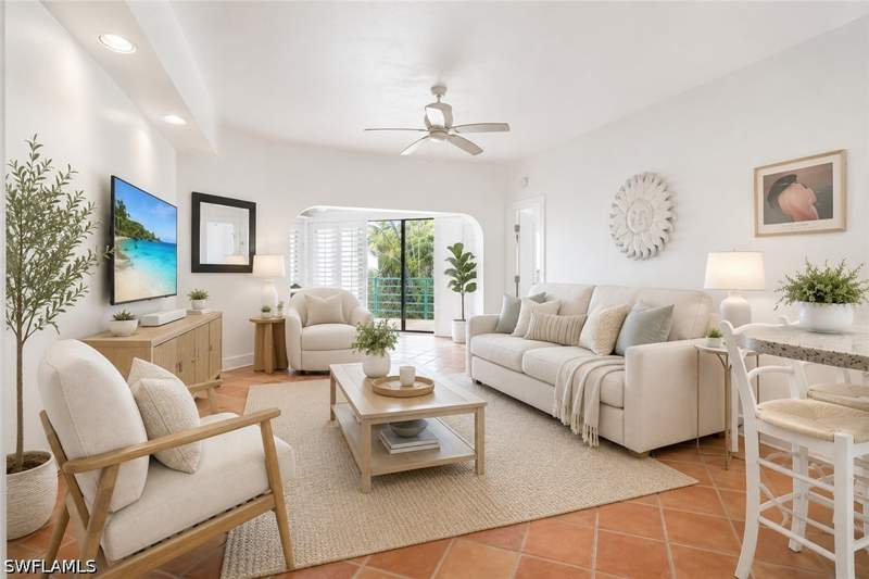 2 bedroom Condominium at 2294 Anchorage Ln B, Waterfront In Naples, Naples — photo 4
