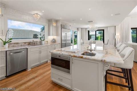 1585 Mullet Ln, Naples FL - photo 13 of 50