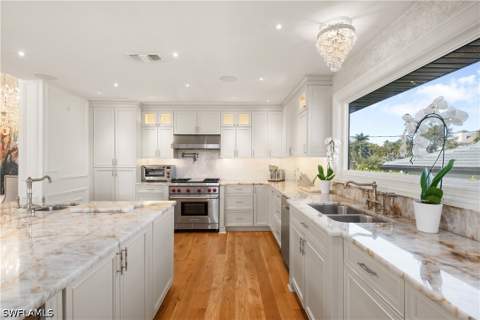 1585 Mullet Ln, Naples FL - photo 15 of 50