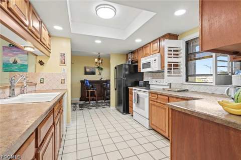 4703 SE 17th Pl 205, Cape Coral FL - photo 6 of 23