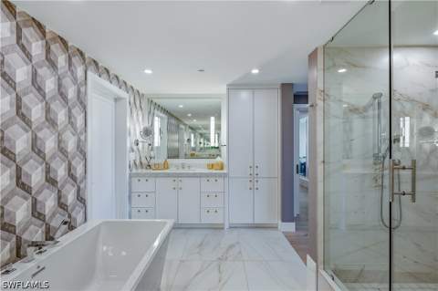 13925 Old Coast Rd 905, Naples FL - photo 20 of 48