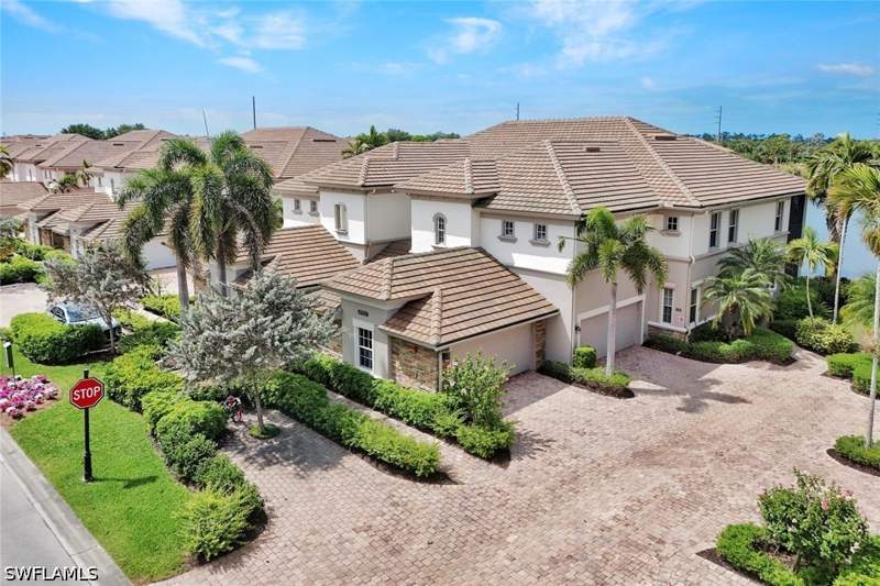 3 bedroom Condominium at 8755 Coastline Ct 202, Silverstone, Naples — photo 2