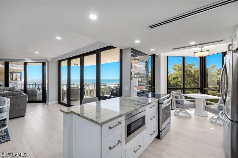 2 bedroom Condominium at 520 S Collier Blvd 504, Chalet Of San Marco, Marco Island — photo 4