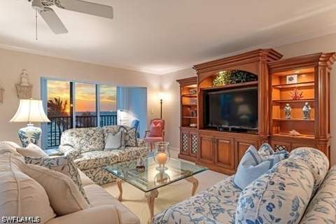 3377 Gulf Shore Blvd N 4D, Naples FL - photo 11 of 31