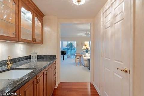 3377 Gulf Shore Blvd N 4D, Naples FL - photo 9 of 31