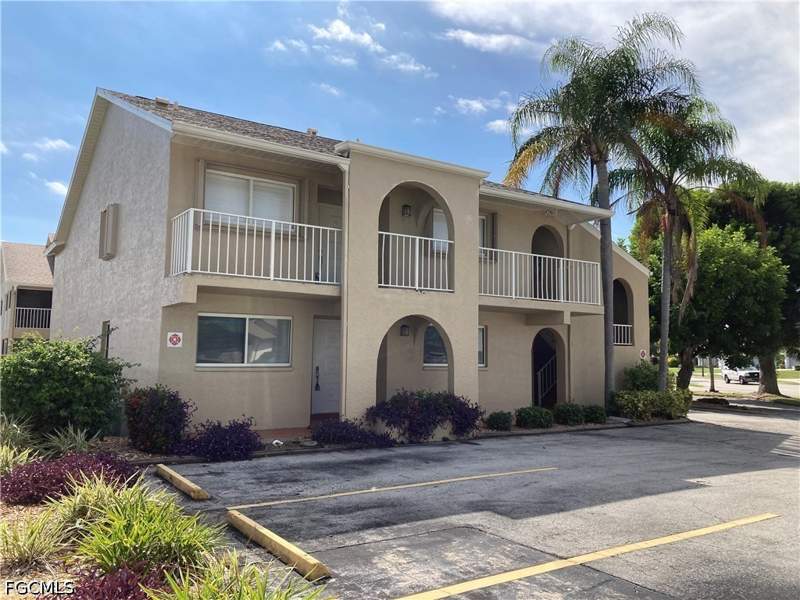 2 bedroom Condominium at 4321 Country Club BLVD 101, DOCKSIDE CONDO, Cape Coral — photo 1