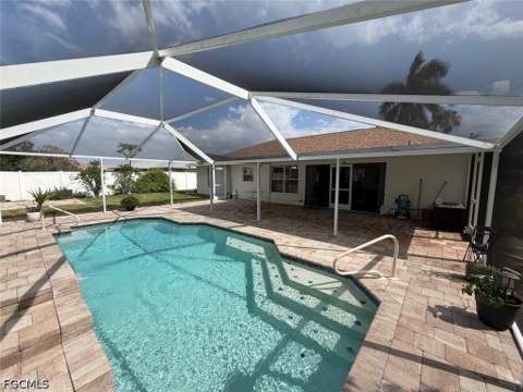 1825 SE 12th Ter, Cape Coral FL - photo 18 of 36
