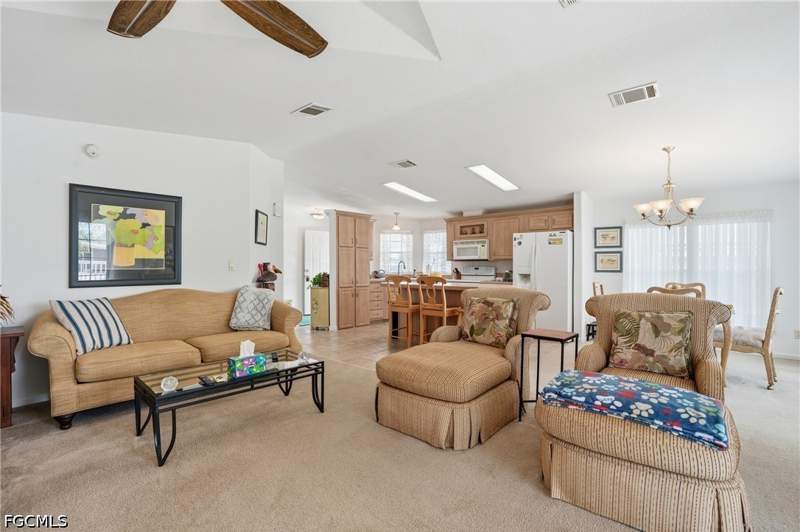 2 bedroom ManufacturedHome at 5 Monaco Ter, Riviera Colony, Naples — photo 3