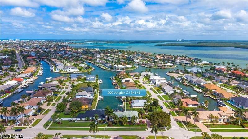 3 bedroom SingleFamilyResidence at 200 Angler Ct, Marco Island, Marco Island — photo 2