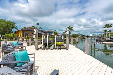 200 Angler Ct, Marco Island FL - photo 20 of 24