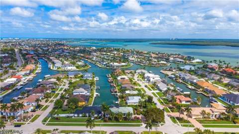200 Angler Ct, Marco Island FL - photo 22 of 24
