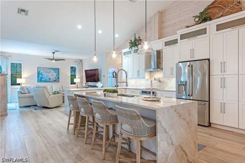 200 Angler Ct, Marco Island FL - photo 7 of 24