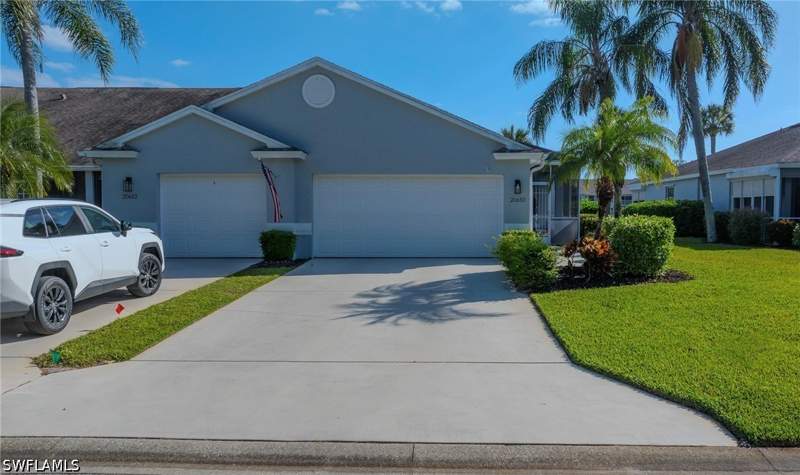 2 bedroom Attached at 20650 Candlewood Hollow, VILLAGES AT COUNTRY CREEK, Estero — photo 2