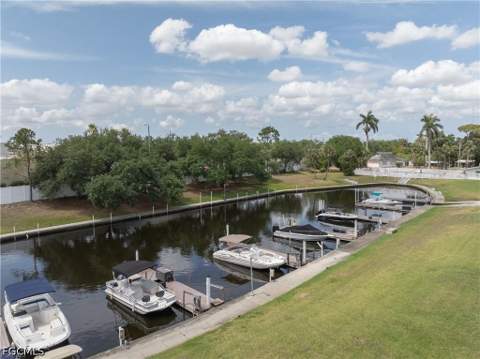 1214 Tropic Ter, North Fort Myers FL - photo 17 of 26