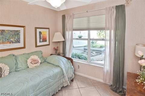 201 McGregor Park Cir 201, Fort Myers FL - photo 10 of 44