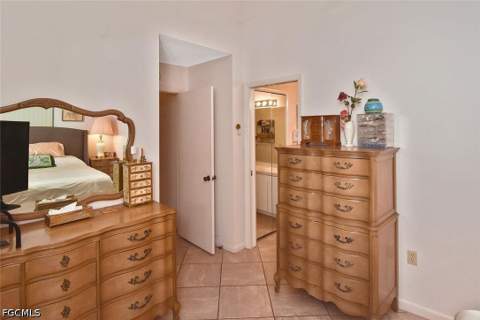 201 McGregor Park Cir 201, Fort Myers FL - photo 13 of 44