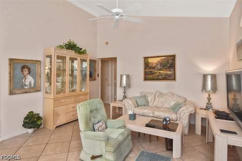 201 McGregor Park Cir 201, Fort Myers FL - photo 7 of 44