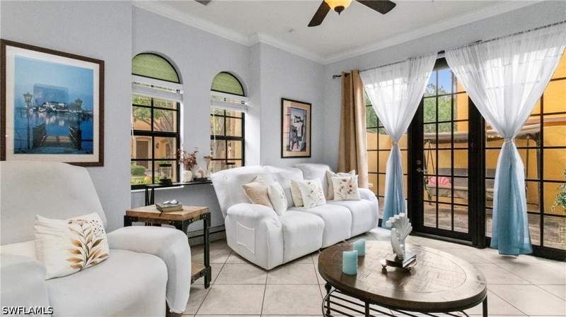 2 bedroom Condominium at 9080 Chula Vista St 10401, Ole, Naples — photo 4