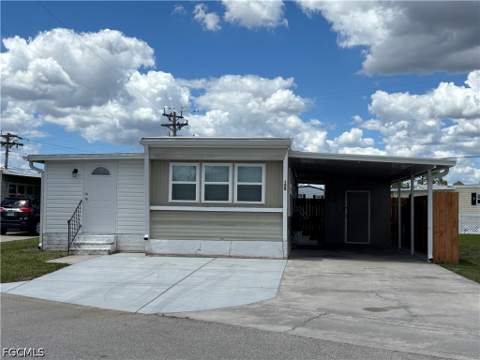135 Chisholm Trl, North Fort Myers FL - photo 17 of 20