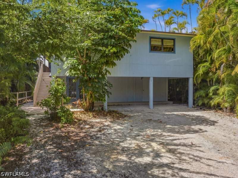 2 bedroom SingleFamilyResidence at 2022 Frederick St, Inomah, Naples — photo 4