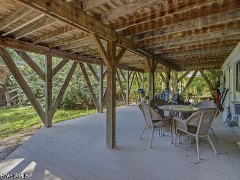 2022 Frederick St, Naples FL - photo 8 of 24
