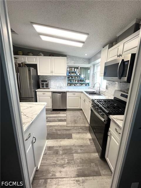 216 Shrub Ln N, North Fort Myers FL - photo 10 of 21