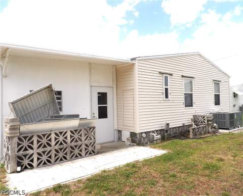 216 Shrub Ln N, North Fort Myers FL - photo 18 of 21