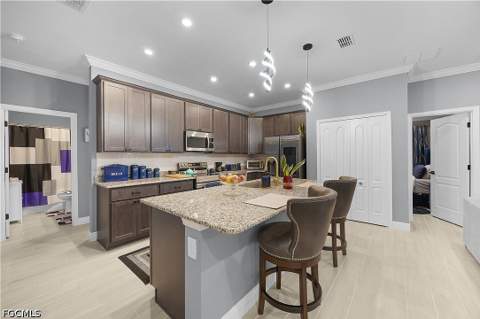605 Norman Ave, Lehigh Acres FL - photo 14 of 36