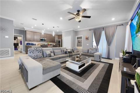 605 Norman Ave, Lehigh Acres FL - photo 7 of 36