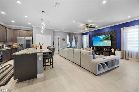 605 Norman Ave, Lehigh Acres FL - photo 8 of 36