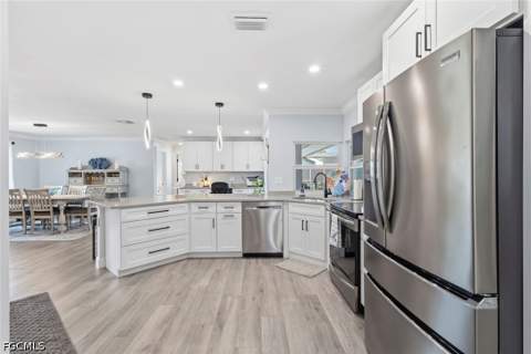 6048 Perthshire Ln, Fort Myers FL - photo 10 of 41