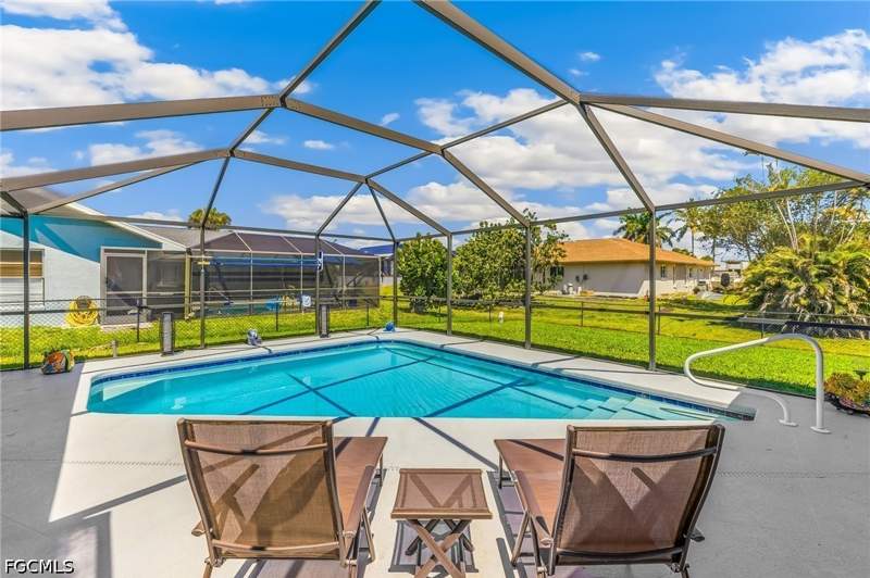 3 bedroom SingleFamilyResidence at 6048 Perthshire Ln, Island Park Woodlands, Fort Myers — photo 5