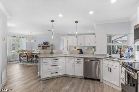 6048 Perthshire Ln, Fort Myers FL - photo 8 of 41
