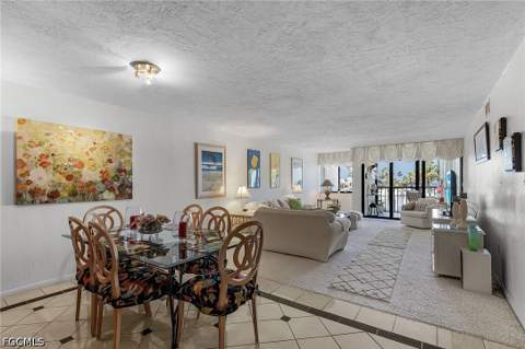 4821 S Landings Dr 205, Fort Myers FL - photo 12 of 40