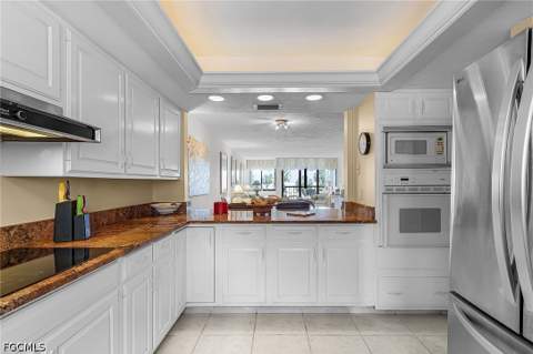 4821 S Landings Dr 205, Fort Myers FL - photo 21 of 40
