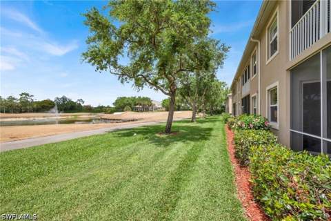 3495 Laurel Greens Ln S 101, Naples FL - photo 18 of 28