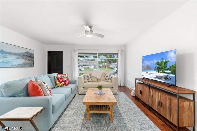 2 bedroom SingleFamilyResidence at 3543 Corana Way, Poinciana Village, Naples — photo 2