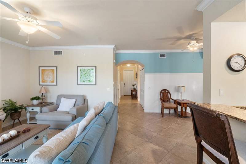 2 bedroom Condominium at 9727 Acqua Ct 436, Alberi Acqua, Naples — photo 3