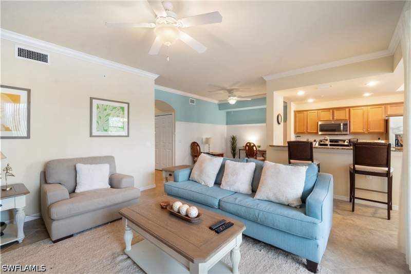 2 bedroom Condominium at 9727 Acqua Ct 436, Alberi Acqua, Naples — photo 4