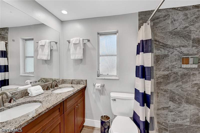 3 bedroom SingleFamilyResidence at 513 Monterey Ave, Yacht Club, Cape Coral — photo 5
