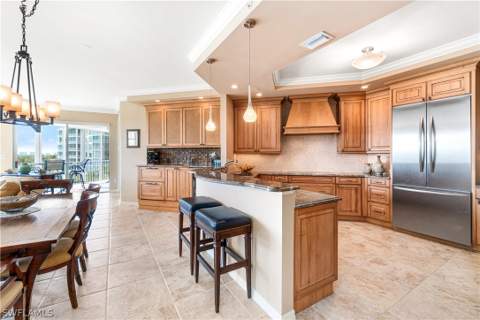 264 Barefoot Beach Blvd 402, Bonita Springs FL - photo 10 of 42