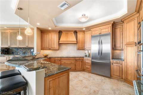 264 Barefoot Beach Blvd 402, Bonita Springs FL - photo 9 of 42