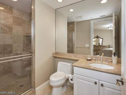 970 Cape Marco Dr 806, Marco Island FL - photo 19 of 35