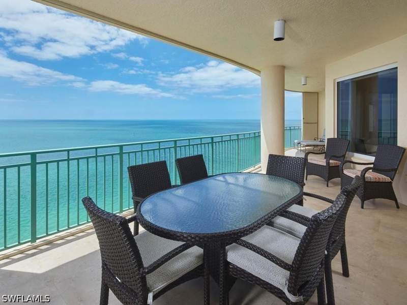 3 bedroom Condominium at 970 Cape Marco Dr 806, Belize, Marco Island — photo 3