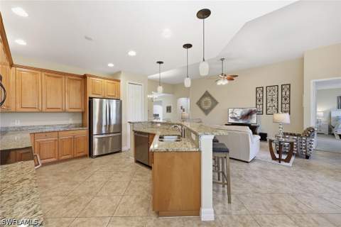 14508 Dolce Vista Rd 202, Fort Myers FL - photo 9 of 38