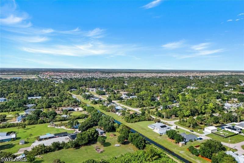 3 bedroom SingleFamilyResidence at 6029 & 6031 Higgins Ave, Buckingham, Fort Myers — photo 5