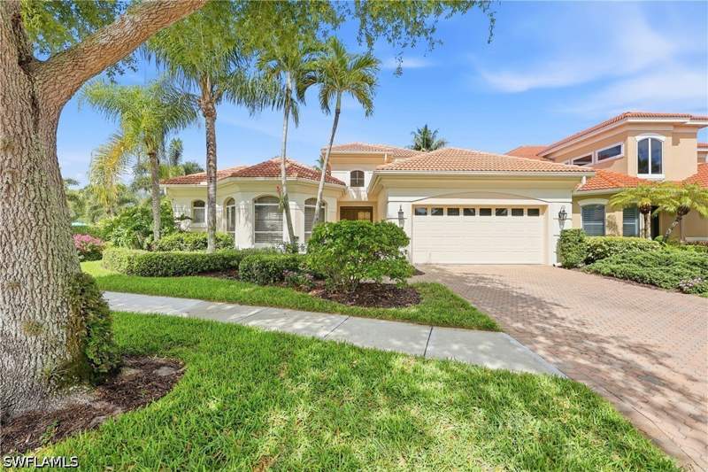 3 bedroom SingleFamilyResidence at 9227 Troon Lakes Dr, Troon Lakes, Naples — photo 2