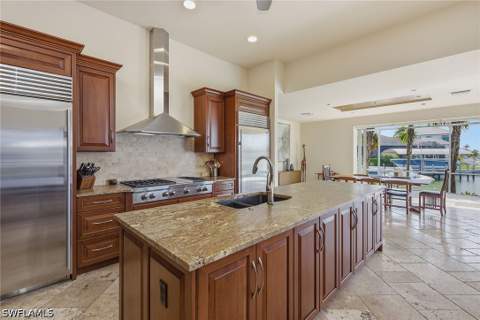 1741 Wavecrest Ct, Marco Island FL - photo 14 of 47