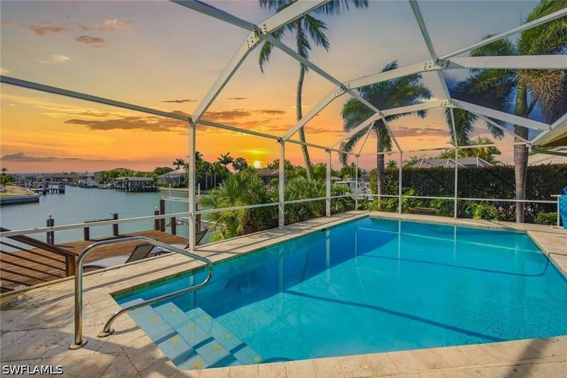 4 bedroom SingleFamilyResidence at 1741 Wavecrest Ct, Marco Island, Marco Island — photo 2